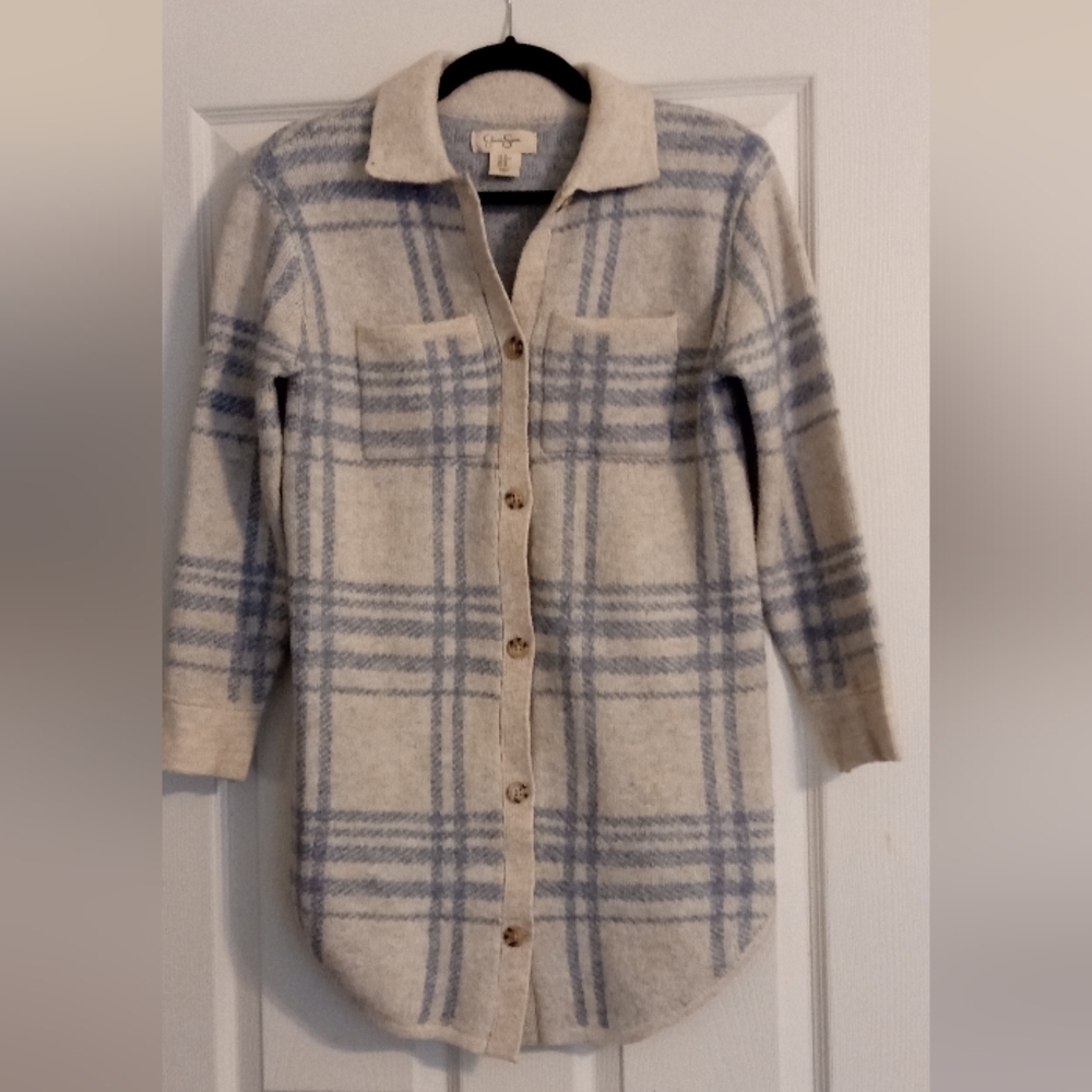 Jessica Simpson XS button up top